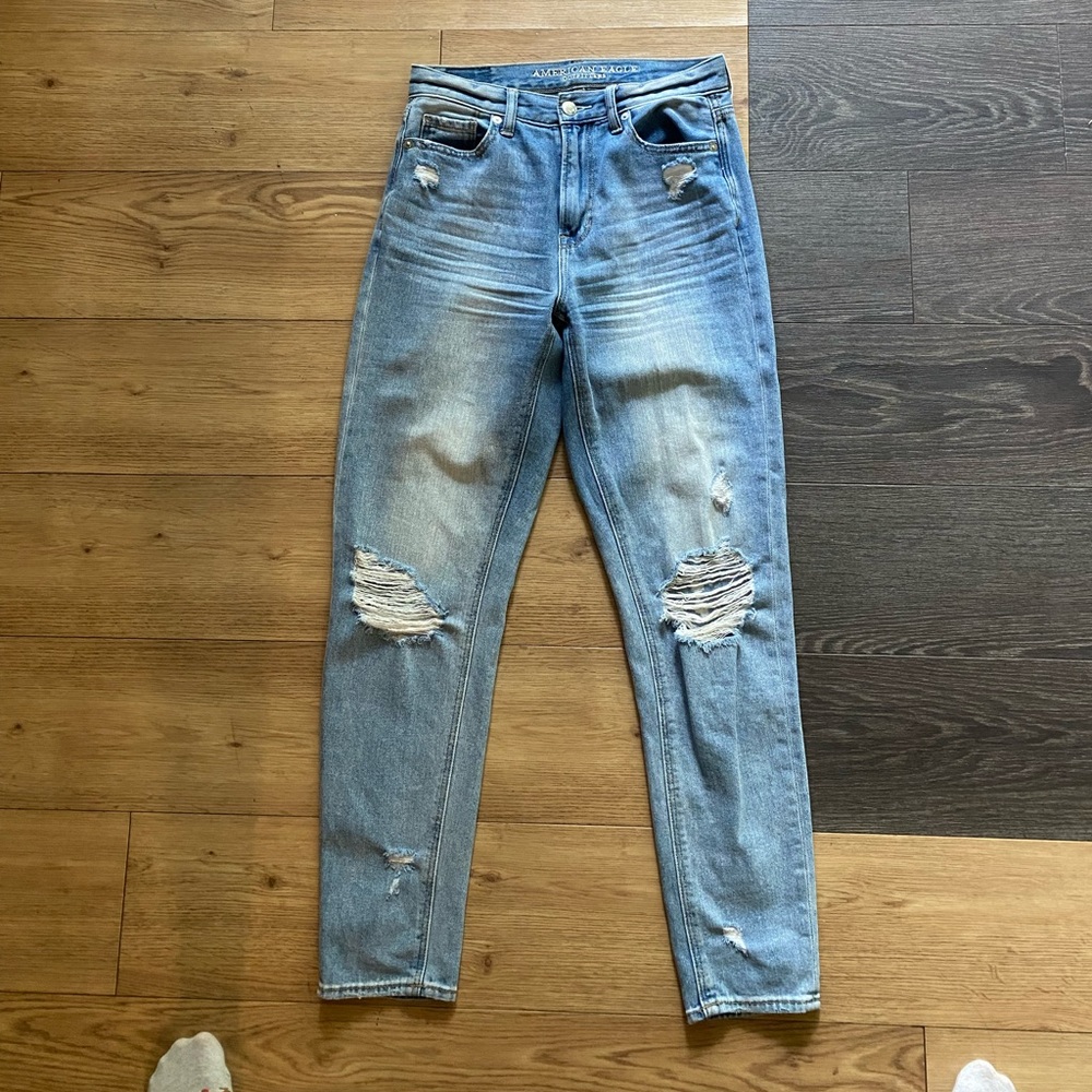 American Eagle Mom Jeans